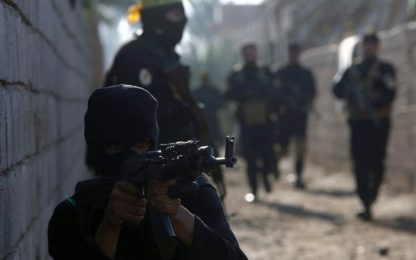 Isis, attacco kamikaze e scontri: 23 morti in Iraq
