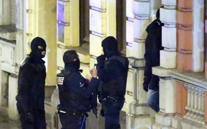 Blitz in Belgio, uccisi due jihadisti: preparavano attentati