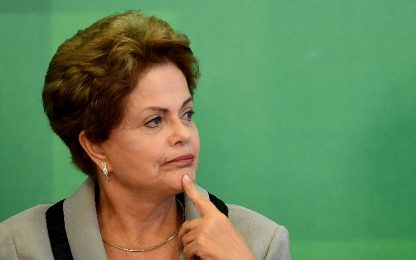 Brasile, Senato approva impeachment: Dilma destituita attacca: "Golpe"