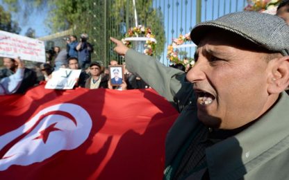 Tunisi, Isis rivendica strage. Farnesina: 4 italiani morti