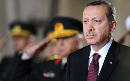 Erdogan avverte il Papa sull'Armenia: "Non ripeta l'errore"