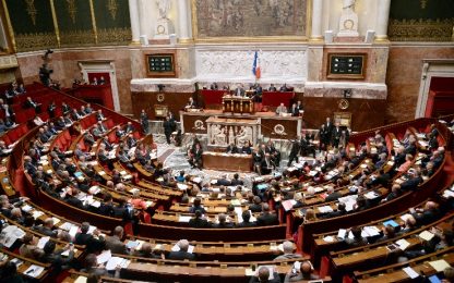 Francia: sì a legge per scoprire attività sospette on line