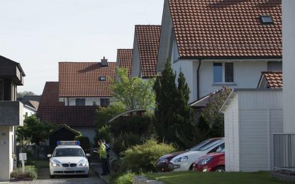 Strage in Svizzera, uccide familiari moglie e si suicida