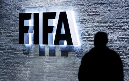 Platini chiede dimissioni Blatter. La replica: troppo tardi