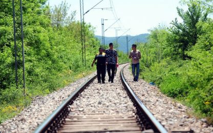 Migranti, Ungheria: niente stop su richiedenti asilo