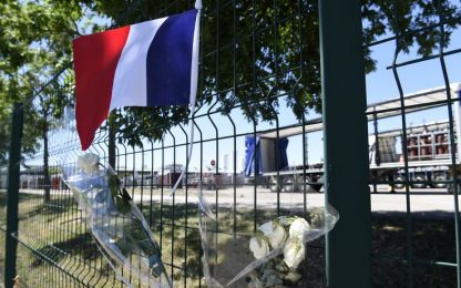 Attacco Francia, Salhi confessa: "Non sono un terrorista"