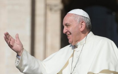 Il Papa: "Giubileo opportunità di grande amnistia". Preti potranno assolvere aborto