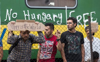 Migranti, si muove l'Ue: quote obbligatorie e sanzioni a chi rifiuta