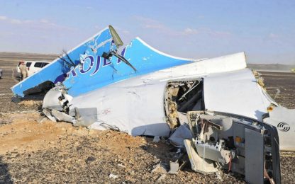 Aereo Sinai, Putin: stop voli per Egitto. 007: bomba in stiva