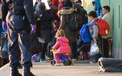 Migranti, Merkel: se chiudiamo frontiere, conflitto nei Balcani