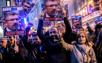 Turchia, ucciso il leader degli avvocati curdi. Rabbia a Istanbul