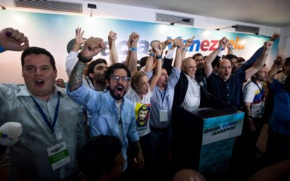 Elezioni in Venezuela, storica sconfitta per i chavisti
