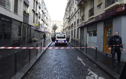 Ucciso da polizia a Parigi, dubbi su identità presunto terrorista