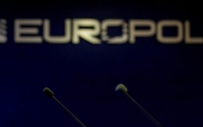 Europol: Isis programma attacchi su larga scala in Ue 