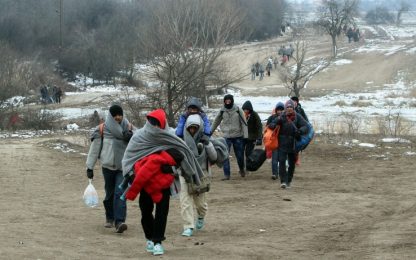 Migranti, la linea dura del Nord Europa. Incontro Renzi-Merkel