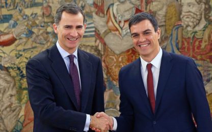 Spagna, il re dà l’incarico di governo ai socialisti
