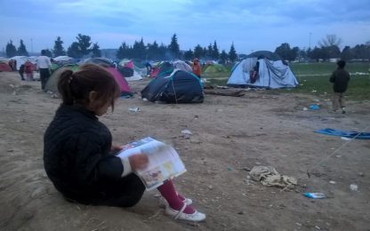 Migranti, è sempre emergenza nel campo profughi al confine macedone