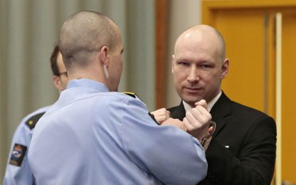 Breivik, governo Oslo presenta ricorso: "Sue condizioni non disumane"