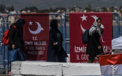 Grecia: al via i primi rimpatri di migranti in Turchia