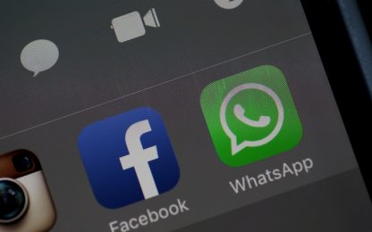 La svolta di WhatsApp: chat più sicure