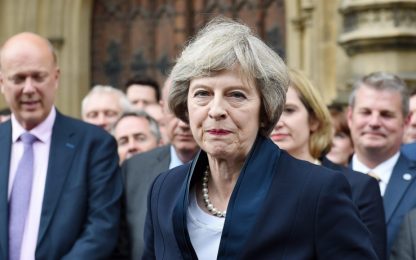 Londra, Theresa May premier: a Downing Street mercoledì