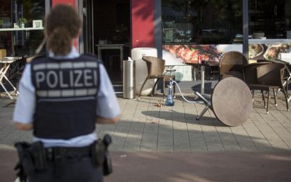 Germania, rifugiato uccide donna con machete. Esclusa pista terrorismo
