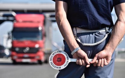 Arrestati poliziotti a Palermo: chiedevano mazzette per evitare multe