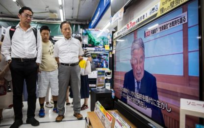 Giappone, l'imperatore Akihito: disponibile ad abdicare
