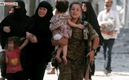 Siria, liberati i duemila civili usati come scudi dall’Isis a Manbij