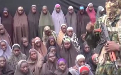 Boko Haram, nuovo video con studentesse rapite: "Sono ancora nostre"