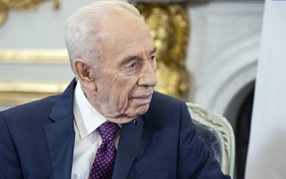 Shimon Peres colpito da un ictus: condizioni serie ma stabili
