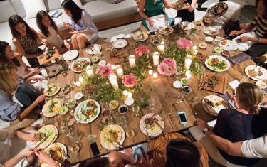 Il decalogo dell'ospite perfetto: i dieci errori da evitare 