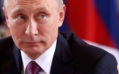Putin: "Trump vuole normalizzare rapporti Usa-Russia"