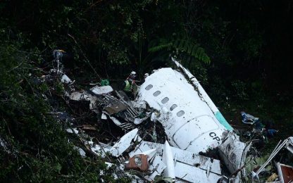Incidente aereo in Colombia, l'indagine partirà dalle scatole nere