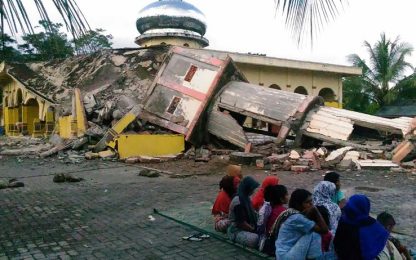 Indonesia, forte terremoto a Sumatra: il bilancio è di oltre 100 morti