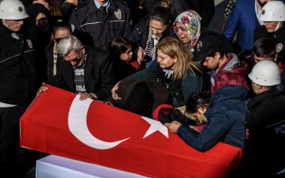Turchia, duplice attentato causa 41 morti. Gruppo curdo rivendica
