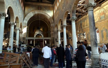 Egitto, attentato nella cattedrale copta del Cairo: almeno 25 morti