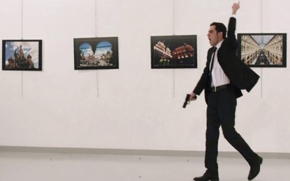 Ankara, ucciso ambasciatore russo: 12 arresti