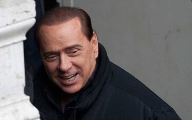 presidente_silvio_berlusconi_rientro_a_roma_ap_08