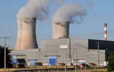 FRANCE URANIUM ACCIDENTALY SPILLED IN RIVER NEAR NUCLEAR PLANT