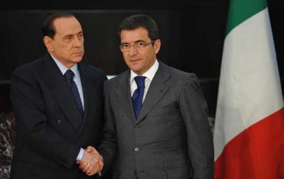 Cosentino lascia, Berlusconi respinge le dimissioni