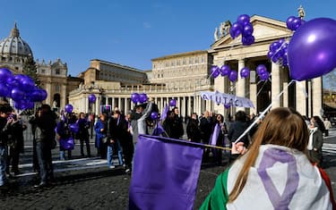 Popolo viola, diviso in Rete e in piazza
