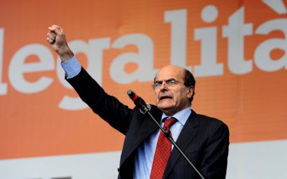 Bersani: “Berlusconi dice amore, ma digrignando i denti”