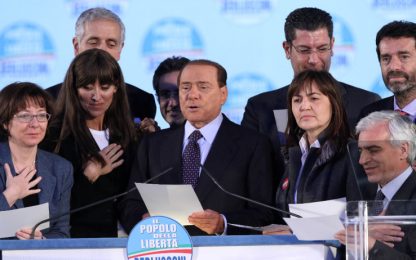 "Patto per l'Italia": i candidati del Pdl giurano sul palco
