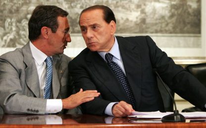Fini - Berlusconi: scoppia la tregua