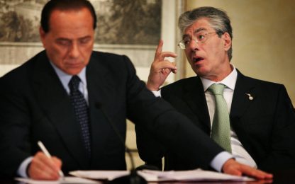 Bossi con Silvio in nome del federalismo, ma la base mormora