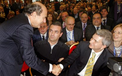 Patto Bersani-Vendola: via libera alle primarie