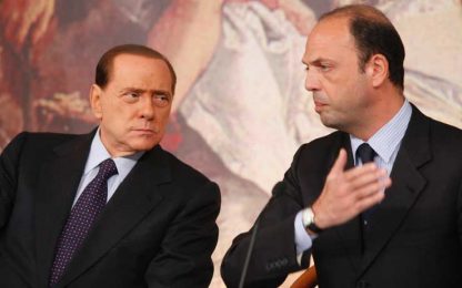 Alfano: una sconfitta. Berlusconi: no, sopra le aspettative