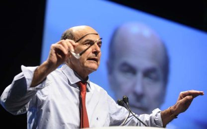 Bersani: "Sulla Libia Berlusconi tace perché è compromesso"