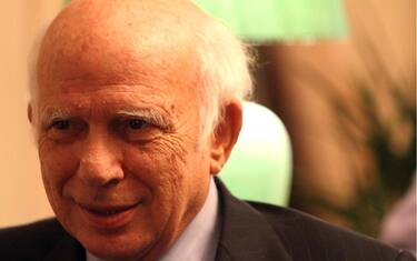 Pomicino e le risse in Aula: "La maggioranza faccia outing"